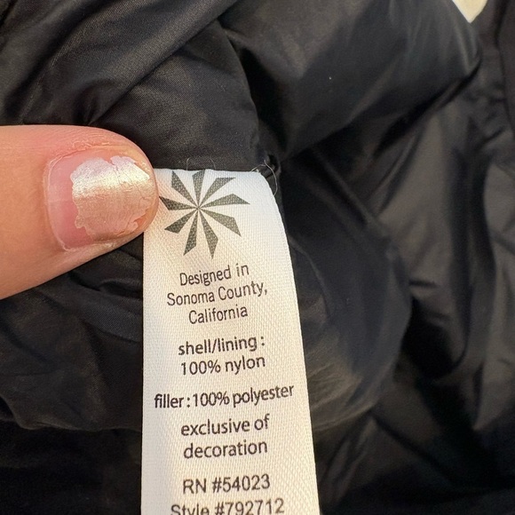 Athleta | Snow Stomper Quilted Puffer Mini Skirt Asphalt / black Size 0 - Picture 4 of 6